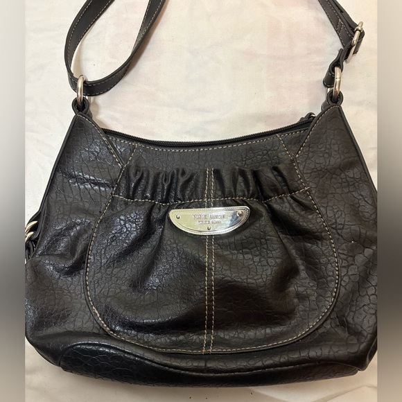 Nine West Handbags - Nine West Black Crossbody Bag with adjustable Strap